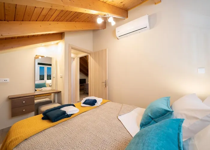 Mimoza's Apartmán Peratáta